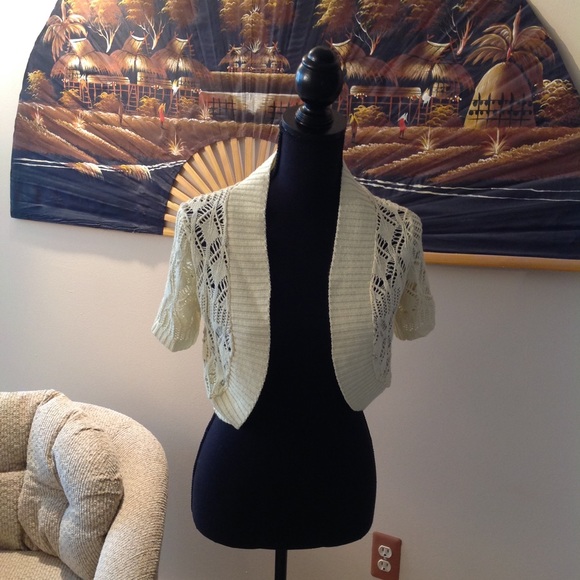 Bolero sweater - Picture 2 of 3